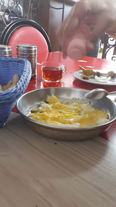 غذاخوری توحید جلفا