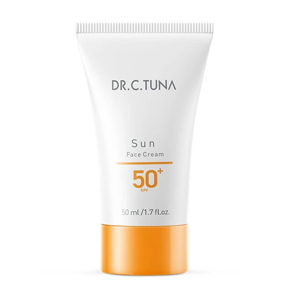 ضد آفتاب فارماسی Farmasi با Spf 50 برای پوست حساس حجم 50 میل