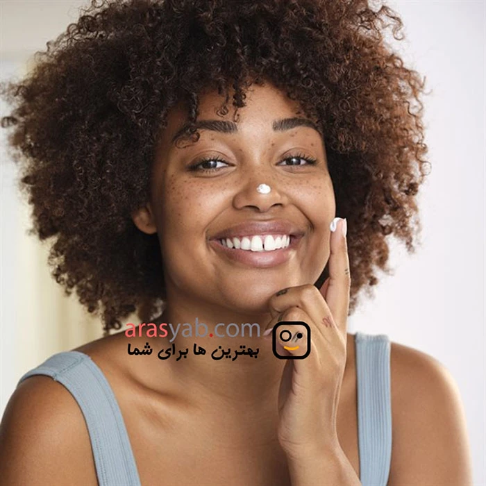کرم آبرسان صورت آون AVON سه کاره مناسب پوست نرمال حجم 100 میل